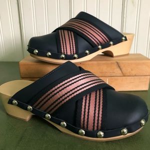 Hunter Webbing Crisscross Wood Sole Clogs ITALY